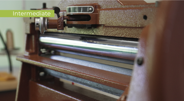 Class: Leather Machine Co  Cobra Class 14 Leather Splitter